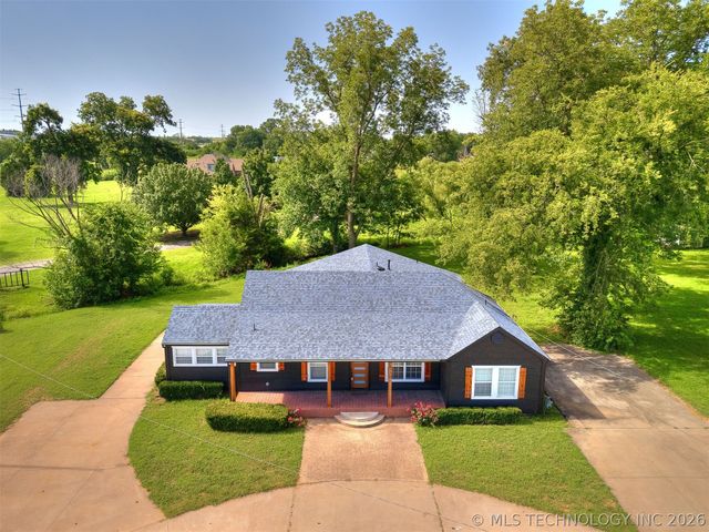 5770 W 41st Street, Tulsa, OK 74107