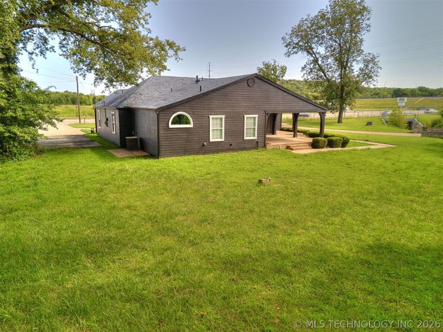 5770 W 41st Street, Tulsa, OK 74107
