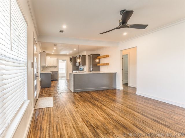 5770 W 41st Street, Tulsa, OK 74107