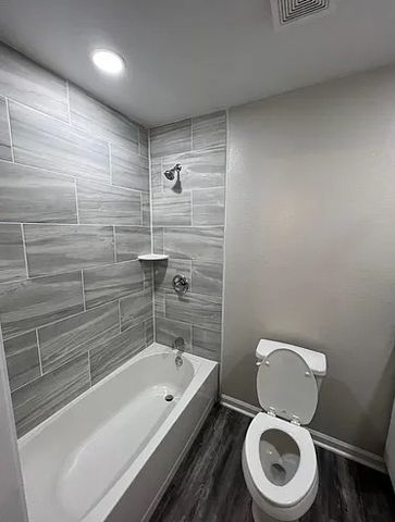 1209 April Bloom B, College Station, TX 77840