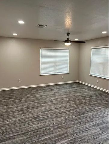 1209 April Bloom B, College Station, TX 77840