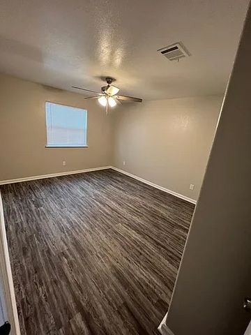 1209 April Bloom B, College Station, TX 77840