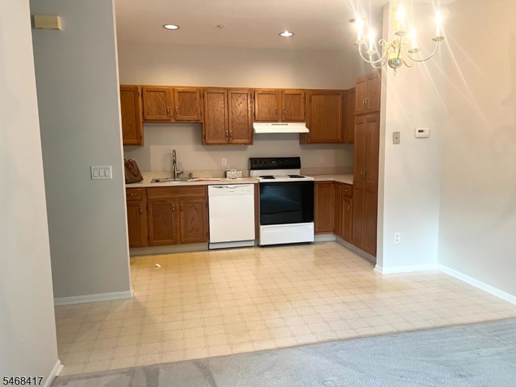 6307 Richmond Rd 307, West Milford Twp., NJ 07480 — photo 5