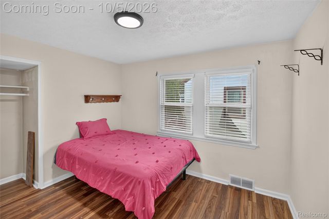 14924 Euclid Avenue, Allen Park, MI 48101