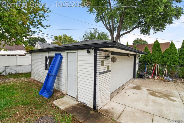 14924 Euclid Avenue, Allen Park, MI 48101