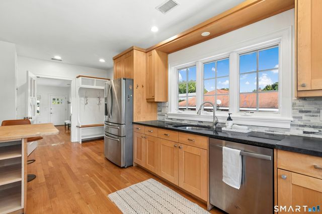 13 Chestnut Street, Darien, CT 06820