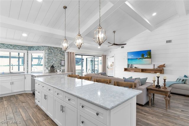 34 Tahiti RD, Marco Island, FL 34145