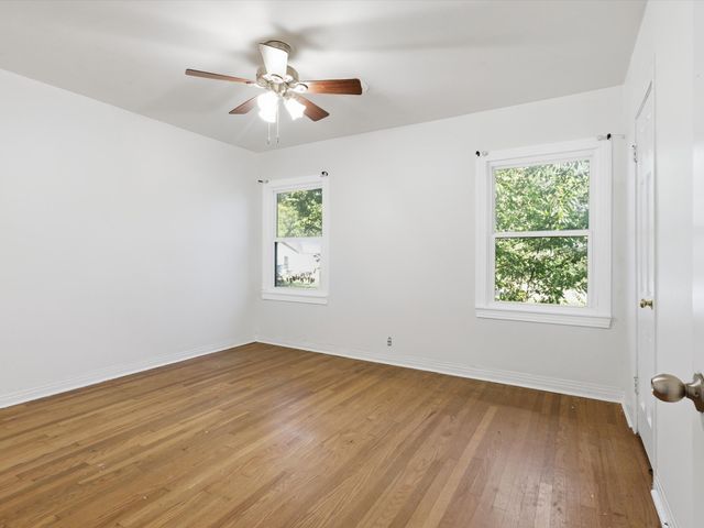 3804 Pershing Avenue, Fort Worth, TX 76107