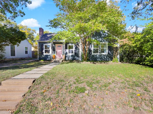 3804 Pershing Avenue, Fort Worth, TX 76107