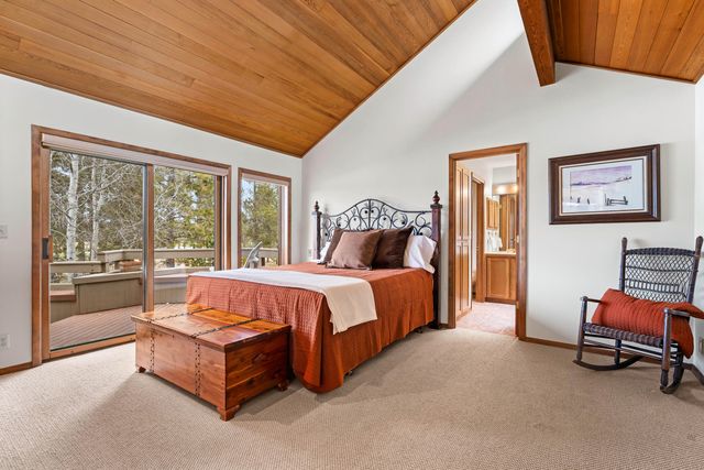 17902 Catkin Lane 9, Sunriver, OR 97707