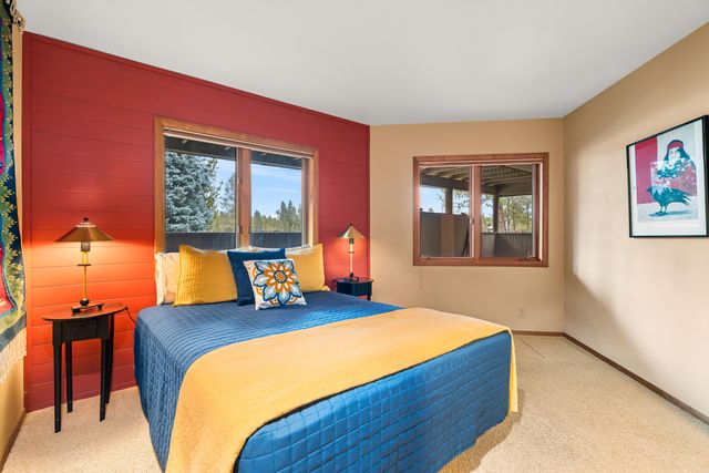 17902 Catkin Lane 9, Sunriver, OR 97707