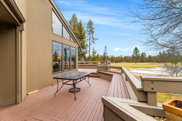 17902 Catkin Lane 9, Sunriver, OR 97707