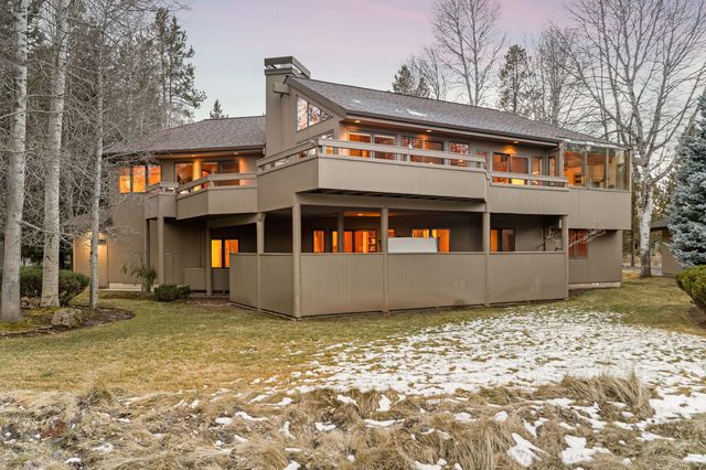 17902 Catkin Lane 9, Sunriver, OR 97707