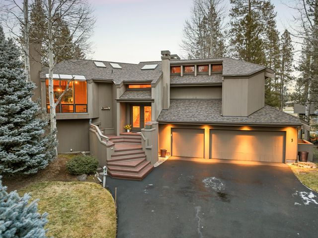 17902 Catkin Lane 9, Sunriver, OR 97707