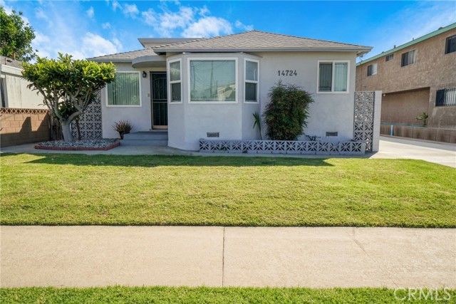 14724 S Budlong, Gardena, CA 90247