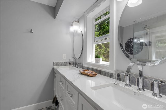 14313 77th Avenue E, Puyallup, WA 98373