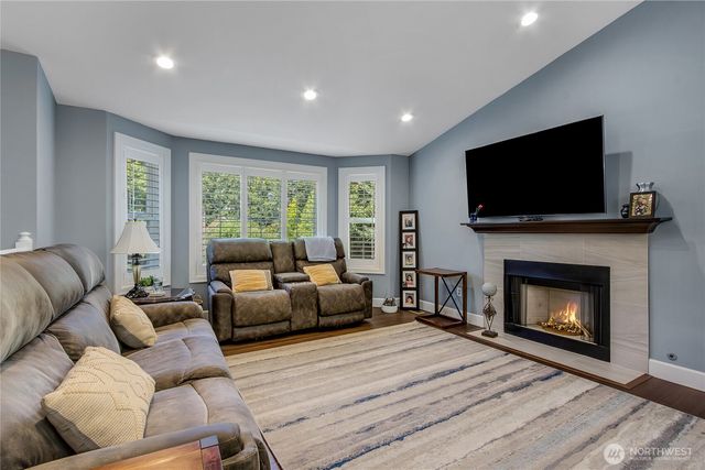 14313 77th Avenue E, Puyallup, WA 98373