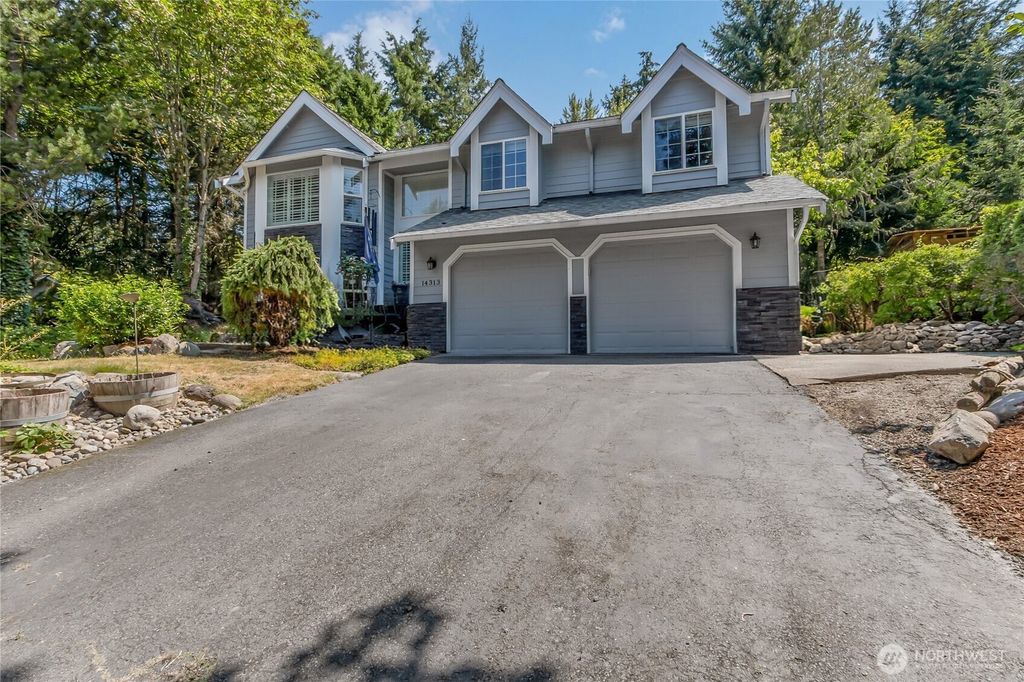 14313 77th Avenue E, Puyallup, WA 98373