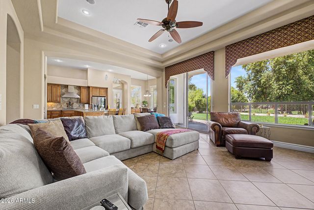 3334 E BIRCHWOOD Place, Chandler, AZ 85249