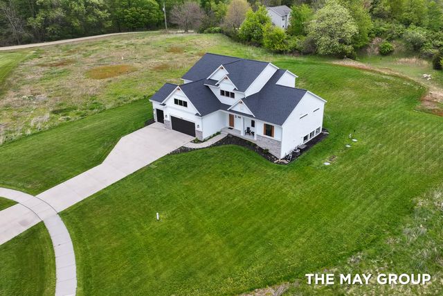 5757 Thornapple Mill Court, Caledonia Twp, MI 49316