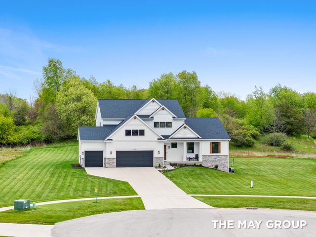 5757 Thornapple Mill Court, Caledonia Twp, MI 49316