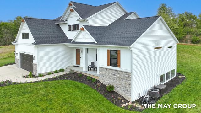 5757 Thornapple Mill Court, Caledonia Twp, MI 49316