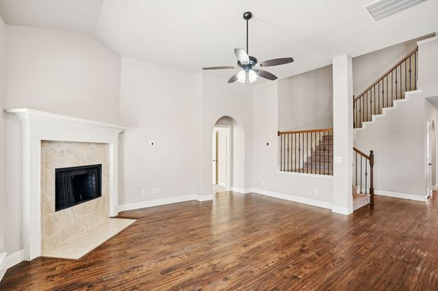 725 Lyndhurst Drive, Anna, TX 75409