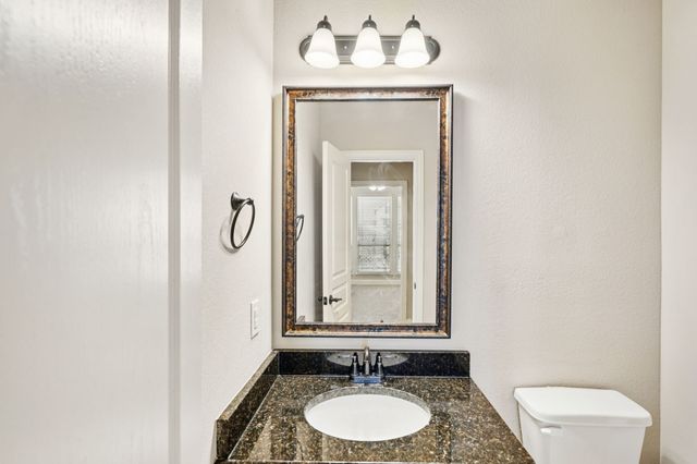 725 Lyndhurst Drive, Anna, TX 75409