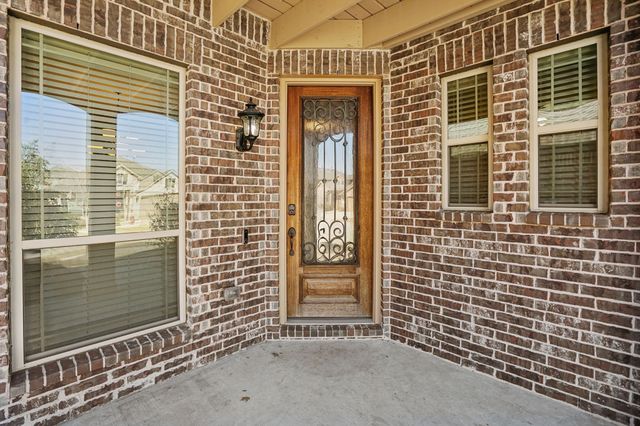 725 Lyndhurst Drive, Anna, TX 75409