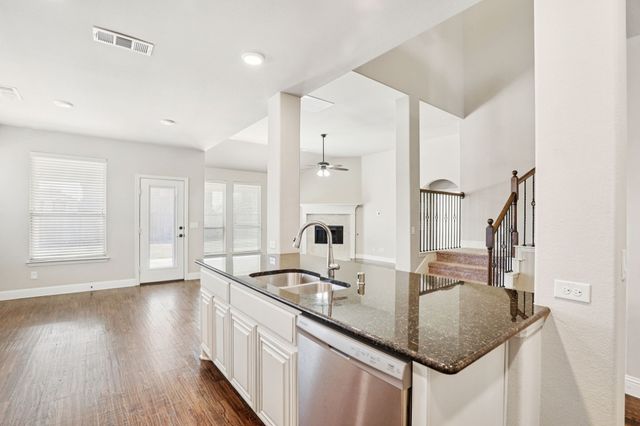 725 Lyndhurst Drive, Anna, TX 75409