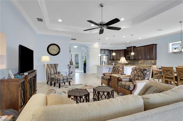 3990 Otter Bend CIR, Fort Myers, FL 33905