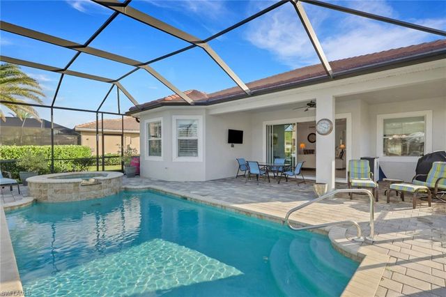 3990 Otter Bend CIR, Fort Myers, FL 33905