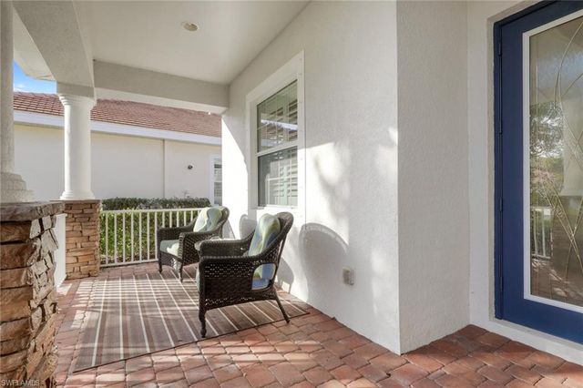 3990 Otter Bend CIR, Fort Myers, FL 33905