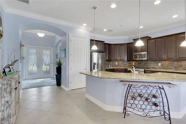 3990 Otter Bend CIR, Fort Myers, FL 33905