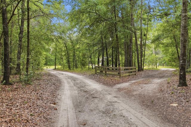 5529 NE 51ST AVENUE, High Springs, FL 32643