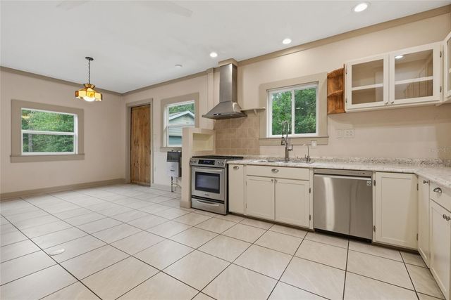 5529 NE 51ST AVENUE, High Springs, FL 32643