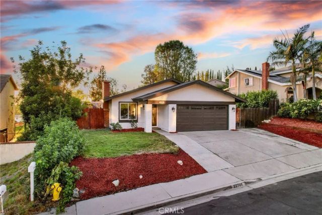 22701 Via Tercero, Mission Viejo, CA 92691