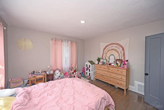 6460 Mchugh Place, Cincinnati, OH 45213