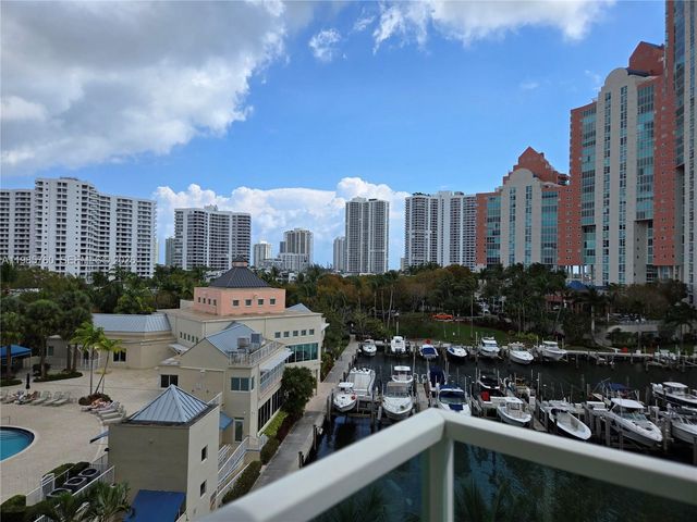 3340 NE 190th Street 606, Aventura, FL 33180