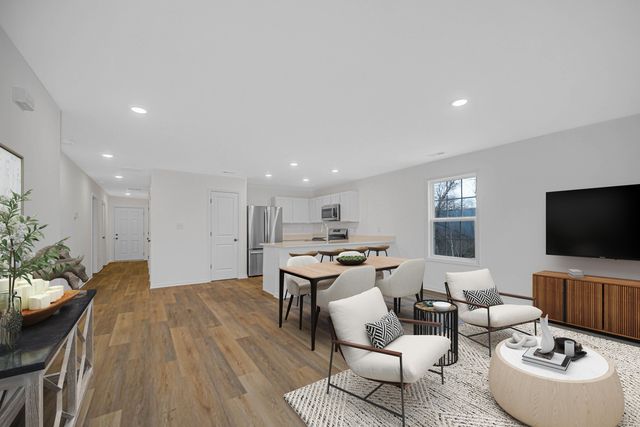 753 Kinsey Street, Valparaiso, IN 46385