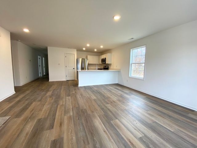 753 Kinsey Street, Valparaiso, IN 46385