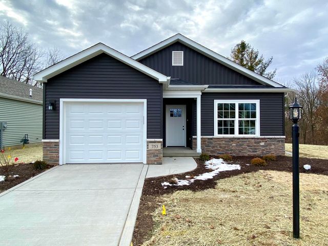 753 Kinsey Street, Valparaiso, IN 46385