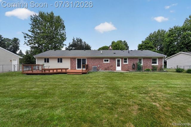 25650 Glamorgan, Novi, MI 48374