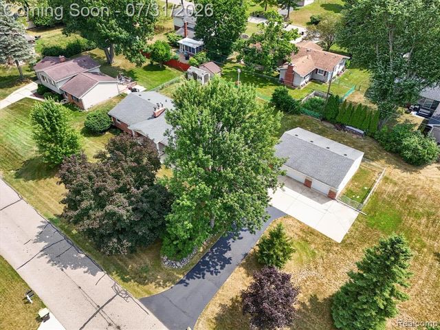 25650 Glamorgan, Novi, MI 48374