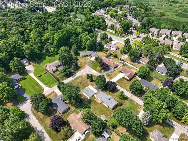 25650 Glamorgan, Novi, MI 48374