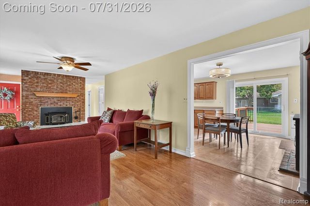 25650 Glamorgan, Novi, MI 48374