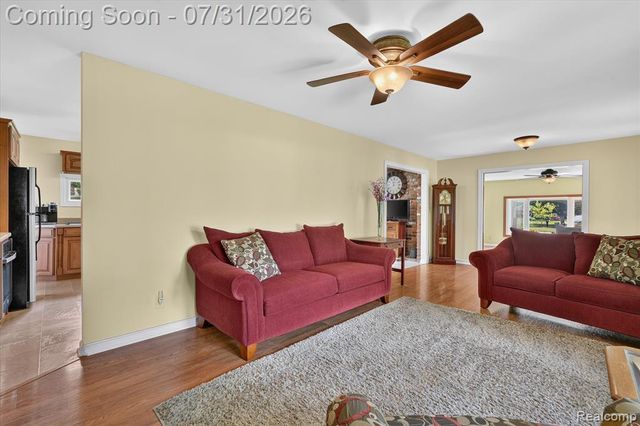 25650 Glamorgan, Novi, MI 48374