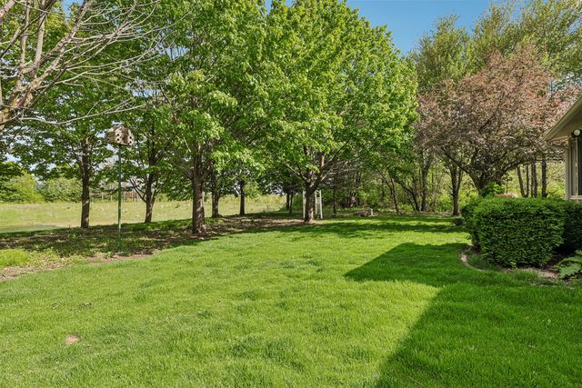 426 Heatherwood Drive SE, Oswego, IL 60543