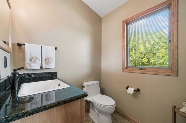 215 Shelby Drive, Hempfield Twp, PA 15601
