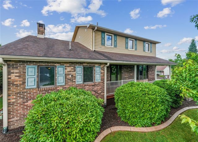 215 Shelby Drive, Hempfield Twp, PA 15601